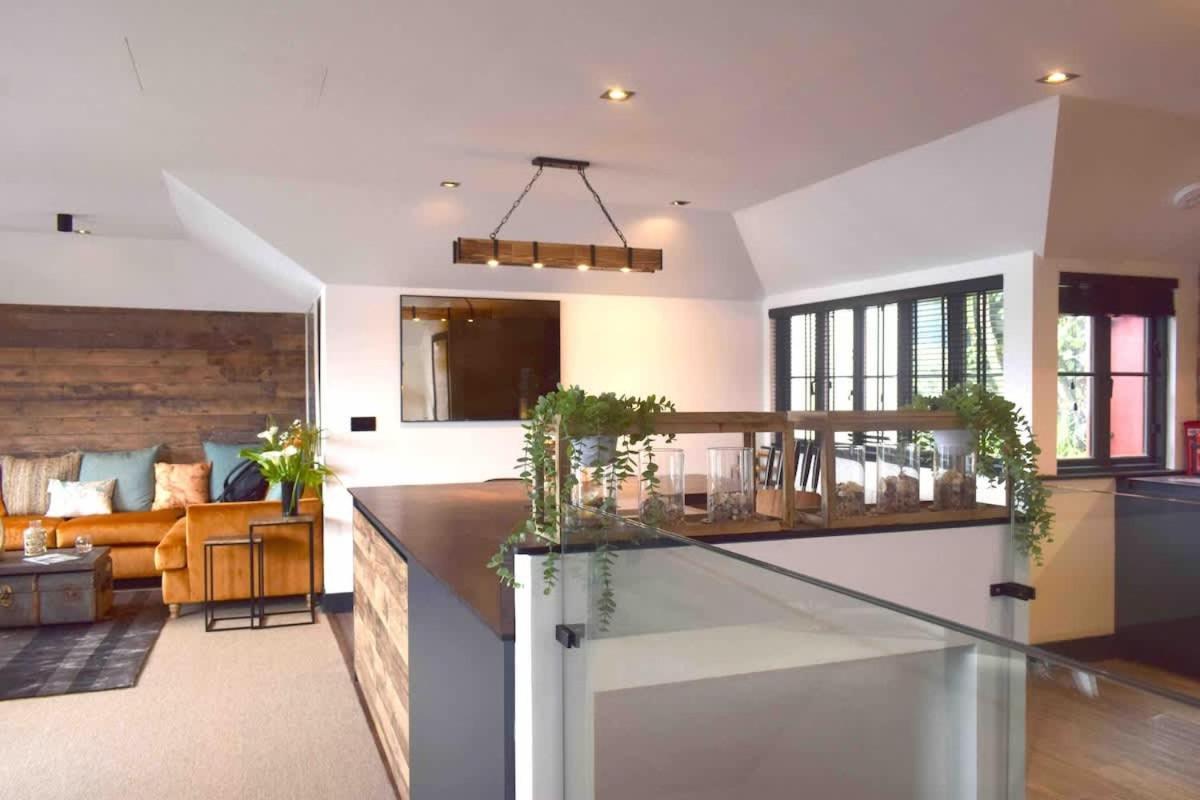 Stunning Waterfront Apartment With Spectacular Views & Parking At 'Captains Loft' Falmouth Ngoại thất bức ảnh